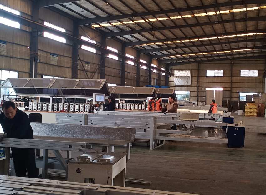 睿婕地中海風(fēng)格小戶型輕鋼別墅(圖2) 睿婕工廠