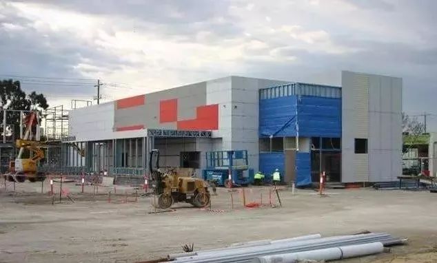 我們經(jīng)常去的KFC就是用輕鋼建造而成的!(圖19) 睿婕輕鋼別墅