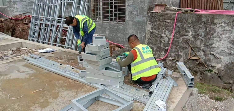 新型裝配式全鋼結(jié)構(gòu)建筑優(yōu)點(diǎn)解析(圖1) 睿婕輕鋼別墅