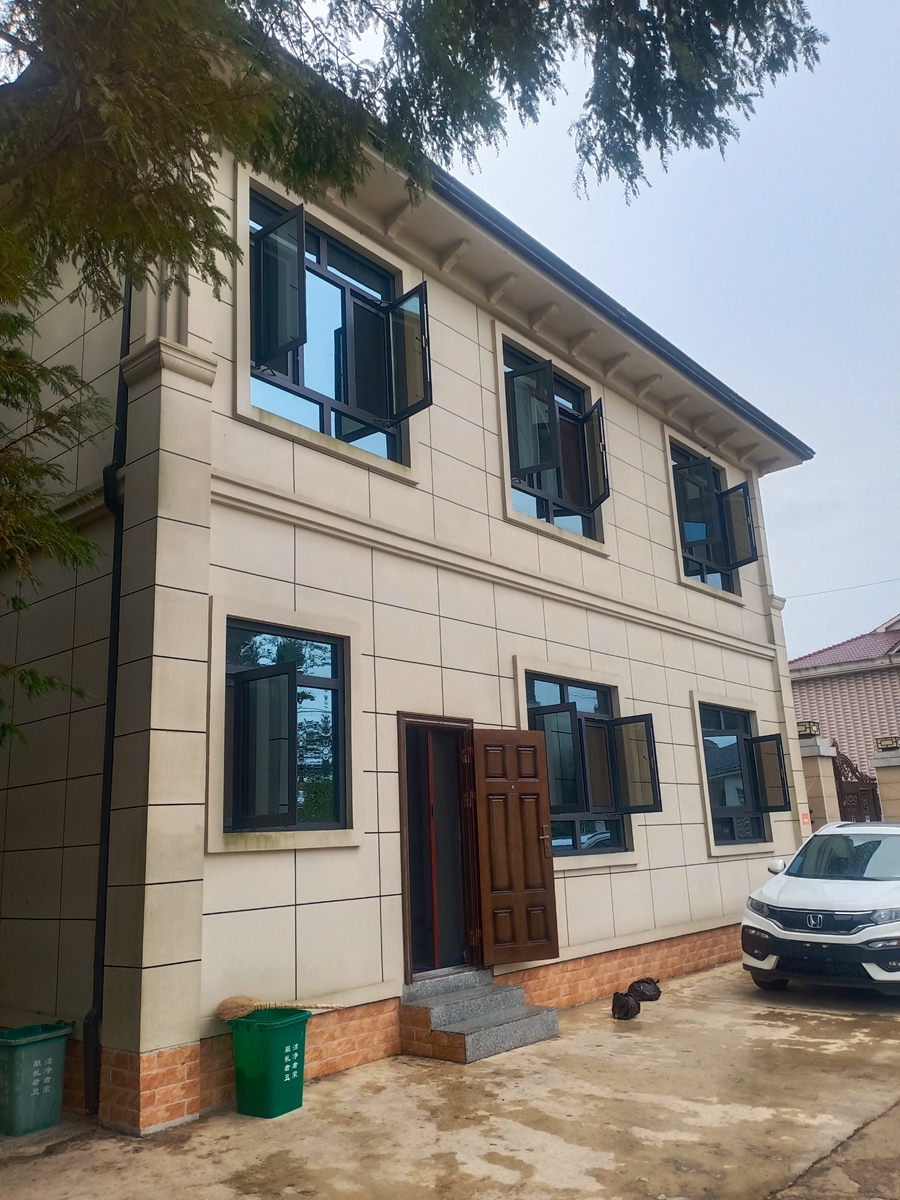 輕鋼別墅行業的發展趨勢與前景(圖2) 輕鋼別墅行業的發展趨勢與前景(圖2)