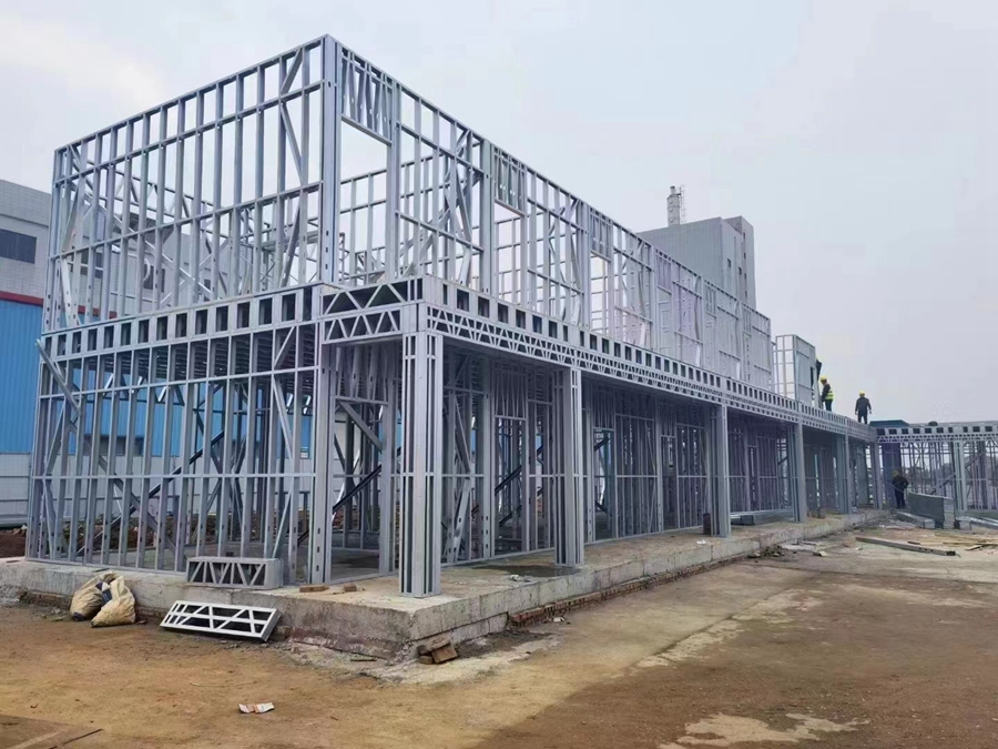 輕鋼房屋是否可以抵抗自然災(zāi)害，如臺(tái)風(fēng)和地震？