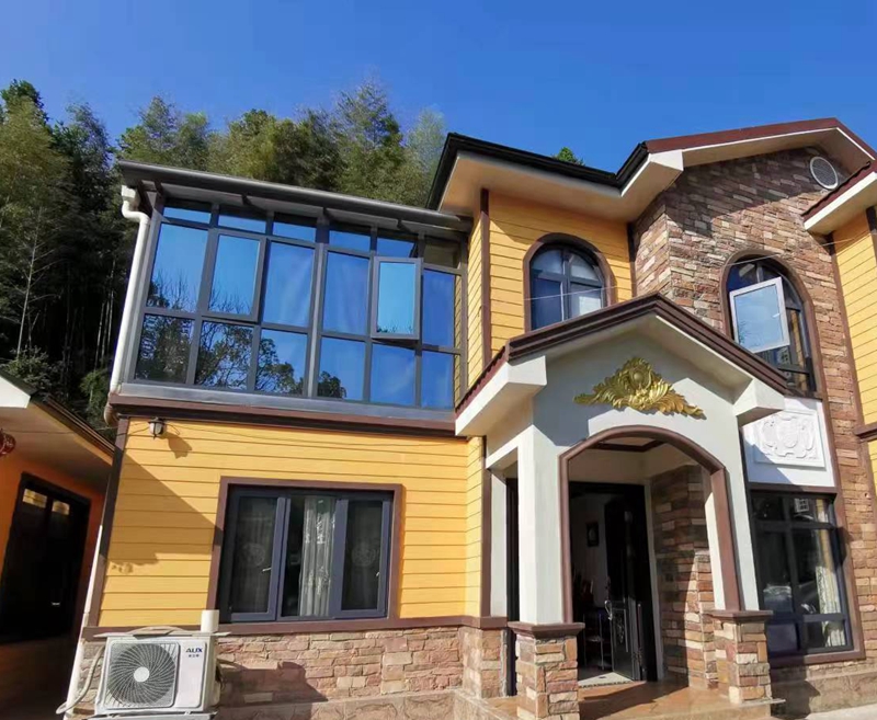 磚混結(jié)構(gòu)房屋加輕鋼屋頂可以嗎?(圖2) 磚混結(jié)構(gòu)房屋加輕鋼屋頂可以嗎?(圖2)